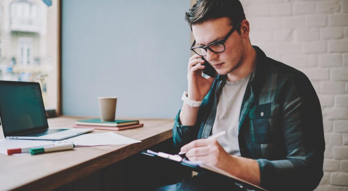 Workshop session focused on data visualization and statistical interpretation